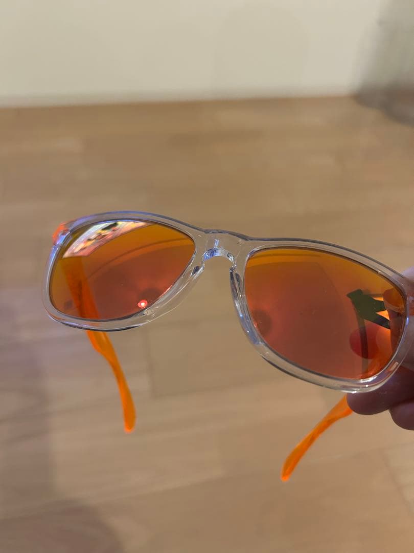 小物 OAKLEY FROGSKIN