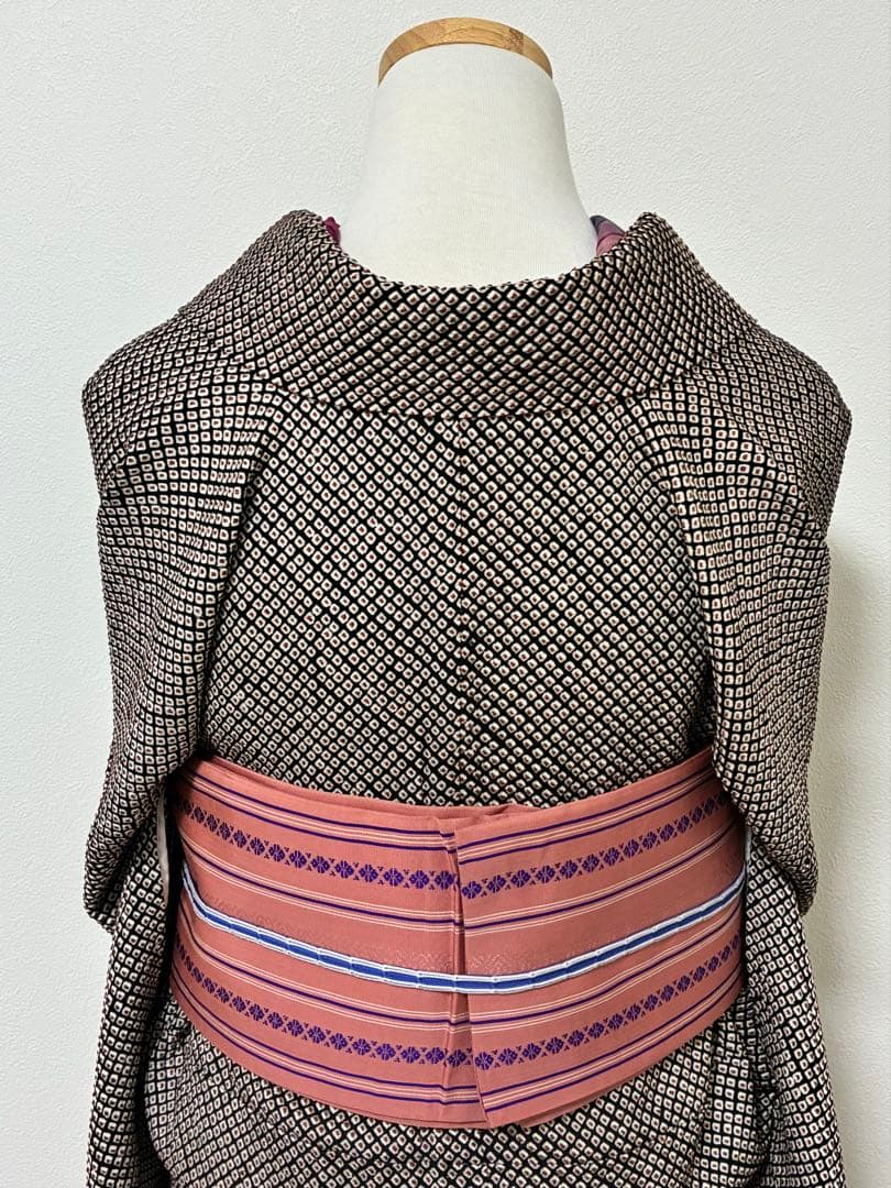 袷　小紋　鹿の子絞り　黒×赤　裄65cm 正絹　おまけ付き