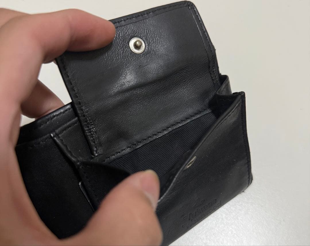 Vivienne Westwood レザー二つ折り財布