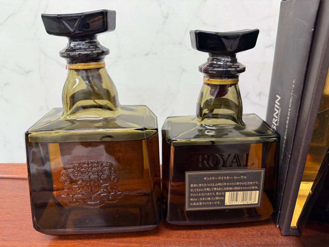 SUNTORY　　サントリー　ローヤル　3本おまとめ　古酒　未開栓