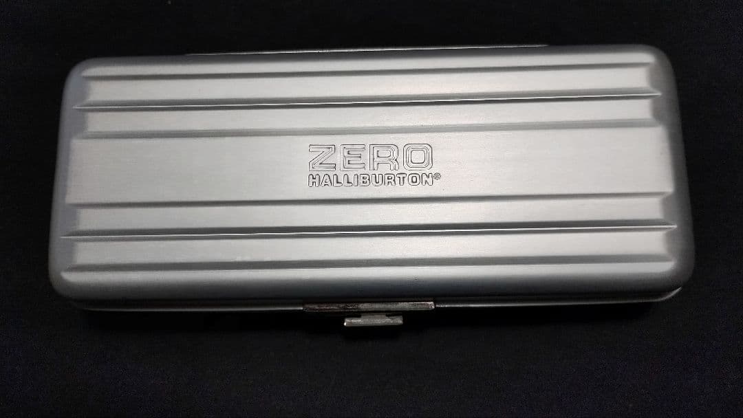 美品✨️　希少　ZERO HALLIBURTON ゼロハリバートン 眼鏡ケース
