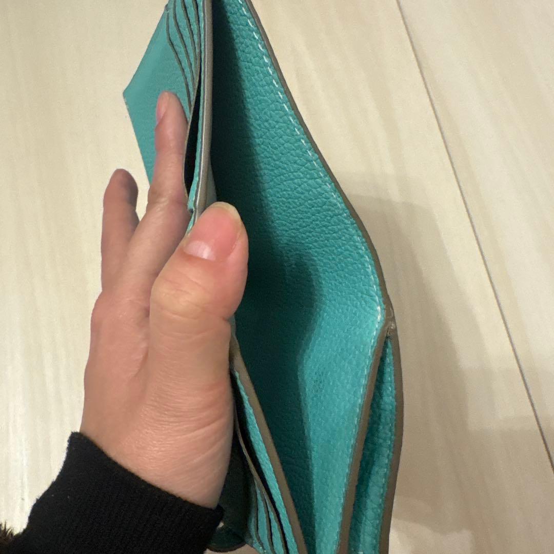 ボナンチュラ　ミントグリーン　レザー 二つ折り財布
