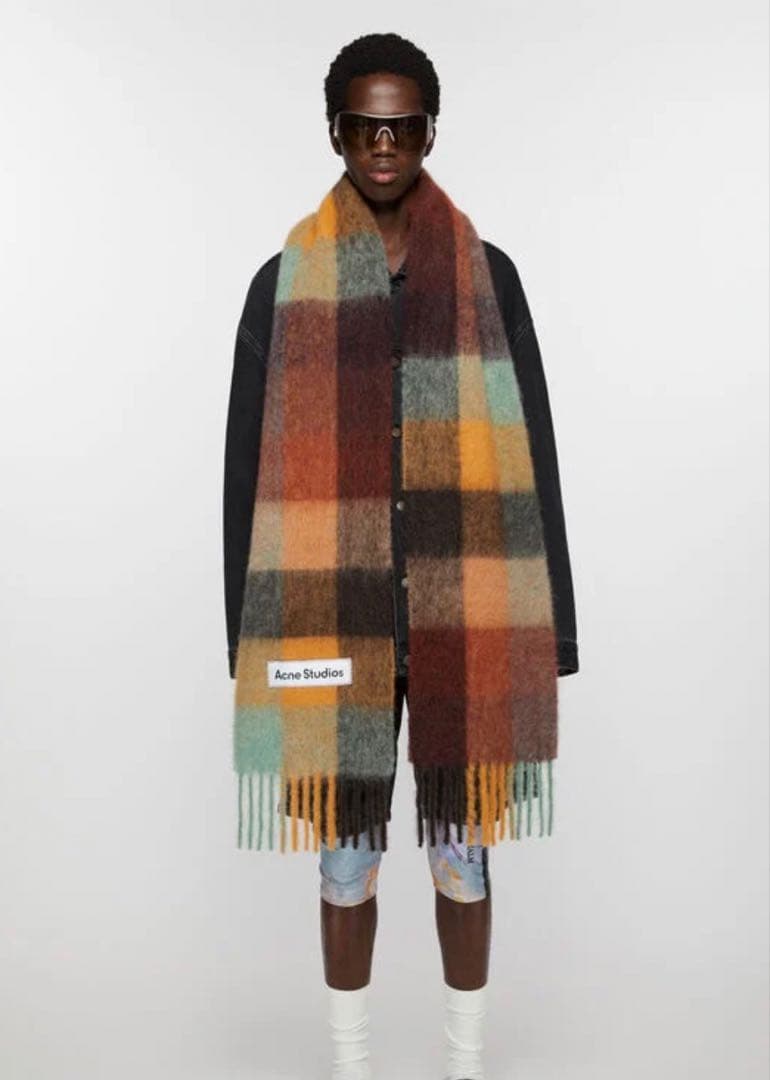 acne studios マフラー　モヘアチェックスカーフ