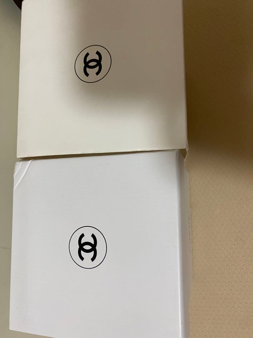 E*i様 CHANEL スノードーム 白い鹿レア