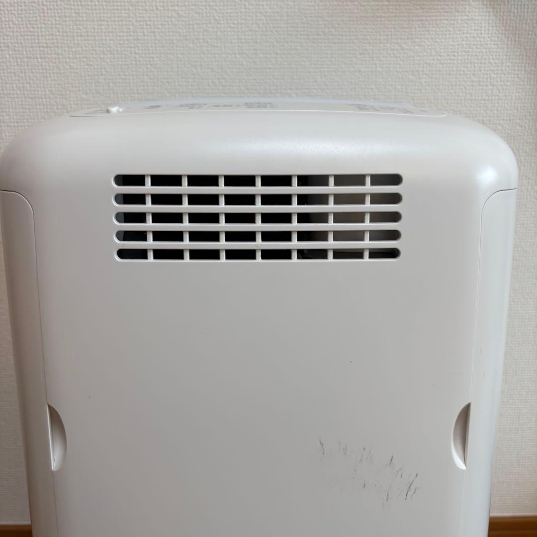 【良品】シャープ 衣類乾燥除湿機 CM-J100-W プラズマクラスター2019