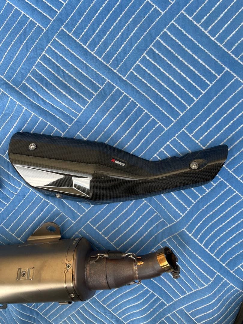  C400GT C400X マフラー　Akrapovic