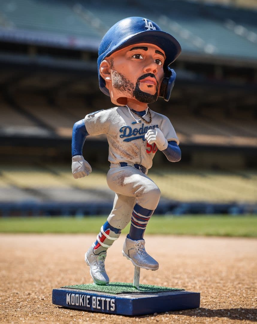 ムーキー・ベッツ ボブルヘッド ドジャース 5月13日 限定配布