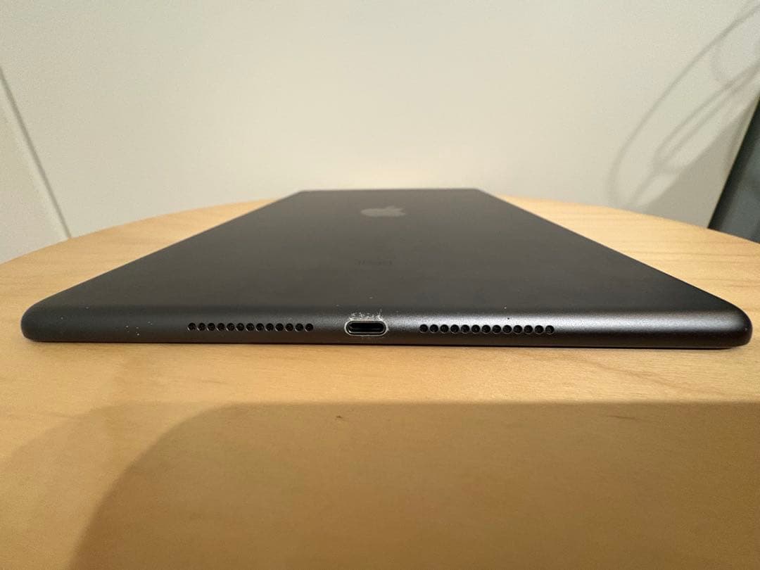 Apple iPad 10.2 グレー 第8世代 128GB Cellular