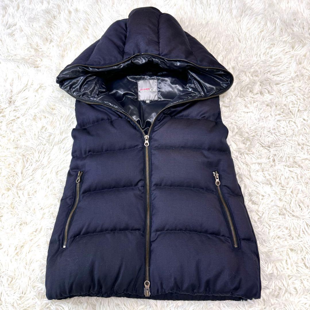 美品　デュベティカ　ダウンベスト　ネイビー フード付き　大きいサイズ　L サイズ