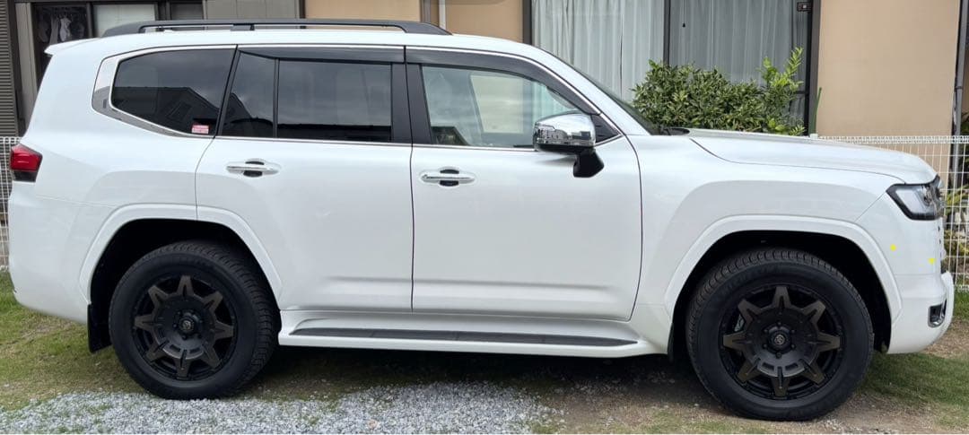 値下中【美品】ランクル250/300対応20インチホイール＆スタッドレスタイヤ