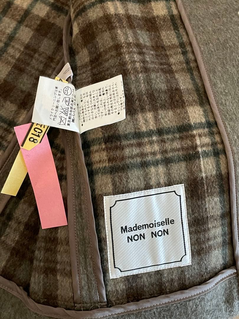 マドモアゼルノンノン　ウールジャケット　一枚仕立て　裏地チェック柄