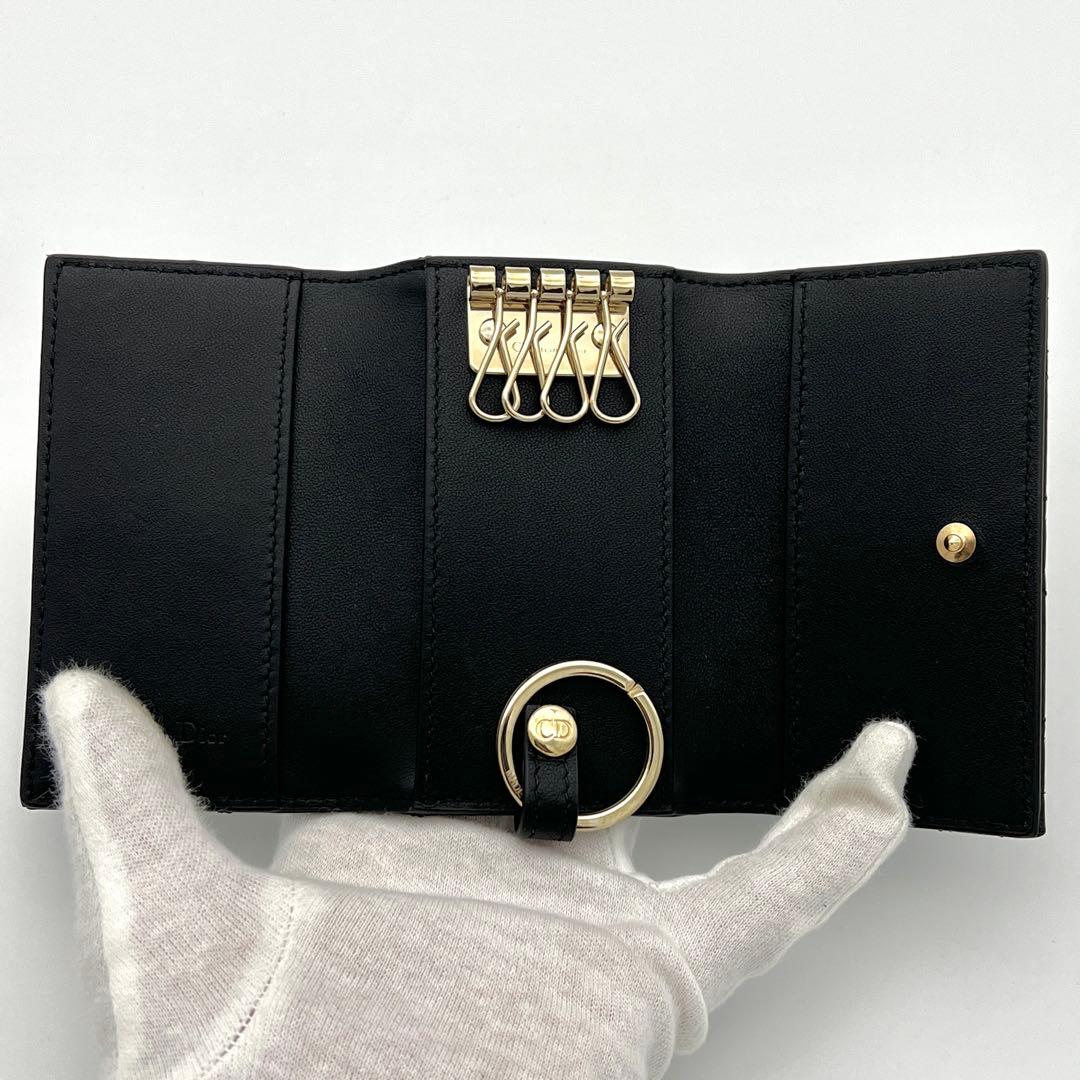 【極美品】DIOR Miss Dior キーケース カナージュ チャーム 黒