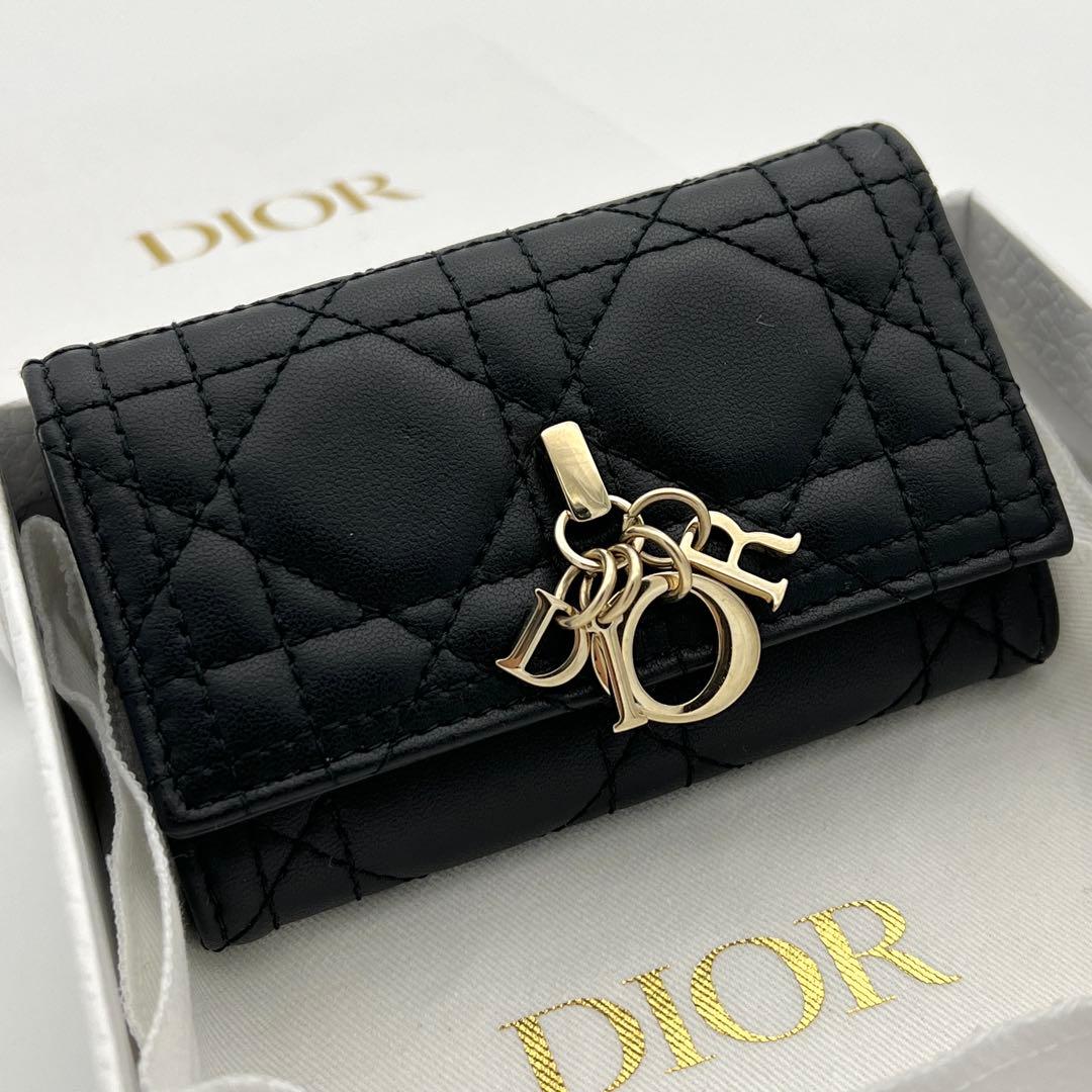 【極美品】DIOR Miss Dior キーケース カナージュ チャーム 黒