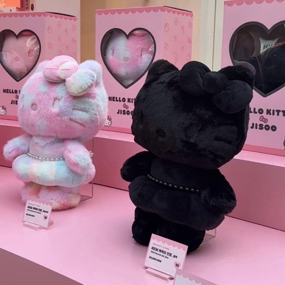 【韓国限定】HELLO KITTY × JISOO 40cm ぬいぐるみ