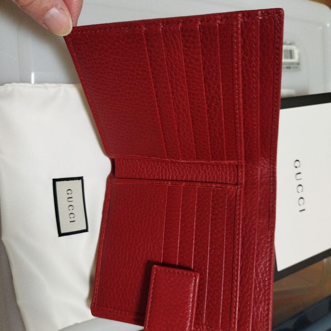 GUCCI赤財布