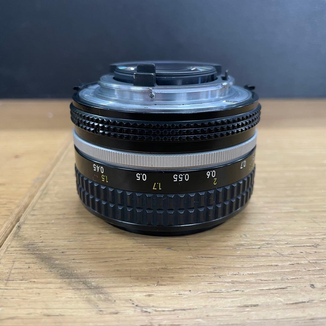 Nikon Nikkor 50mm F1.4 Ai 単焦点レンズ