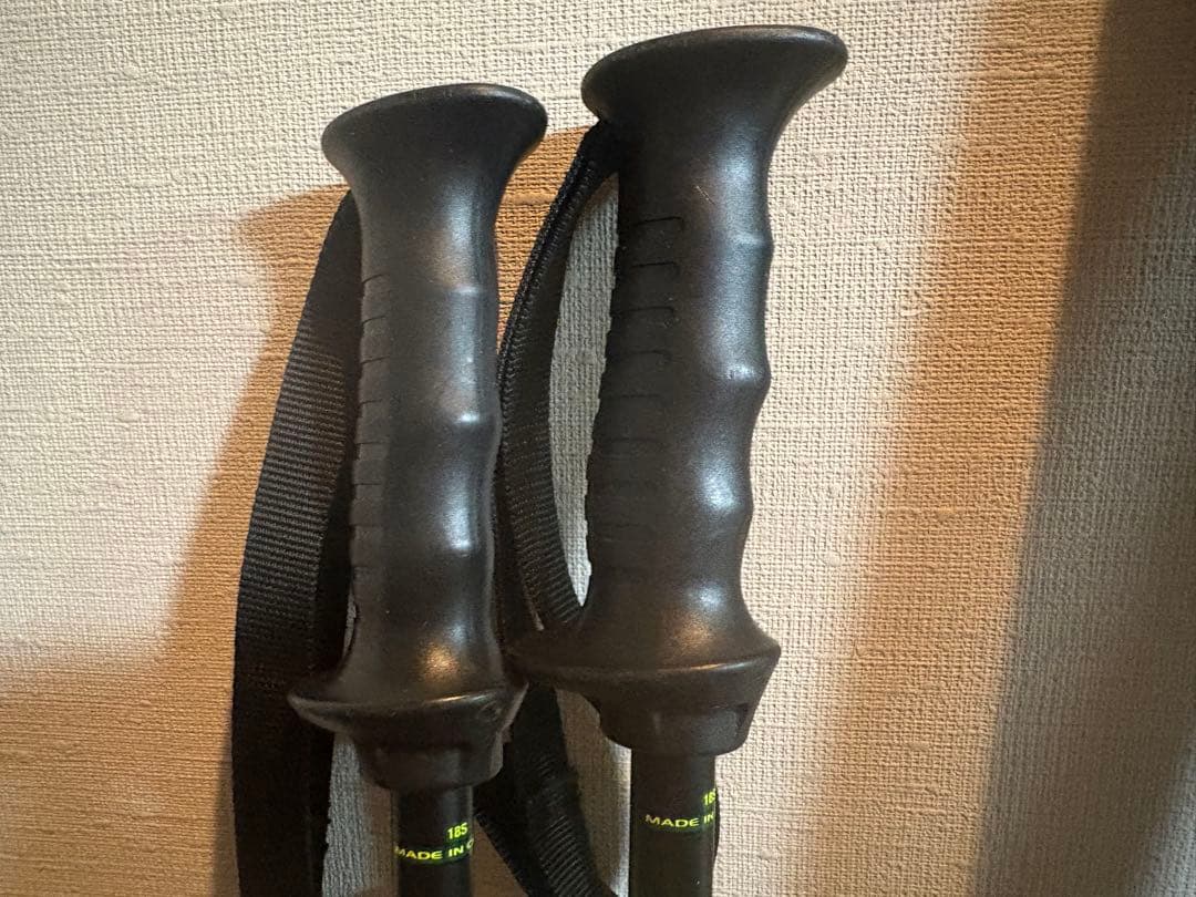 Hart スキー板 Tyrolia ビンディング付き、ストック付き、ケース付き