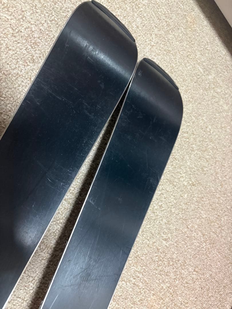 Hart スキー板 Tyrolia ビンディング付き、ストック付き、ケース付き