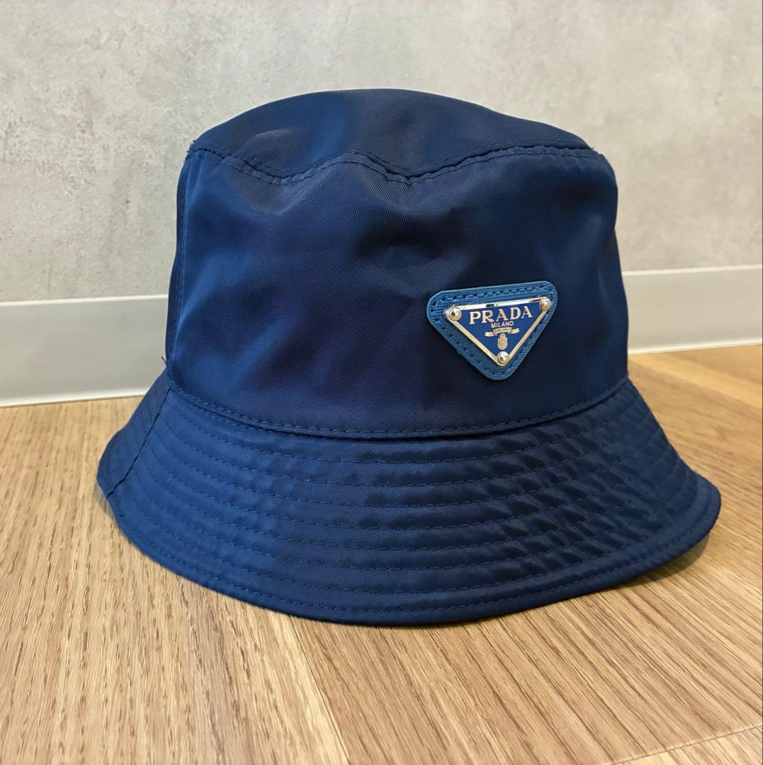 レア　PRADA バケットハット 限定カラー　ネイビー　ブルー　三角ロゴ