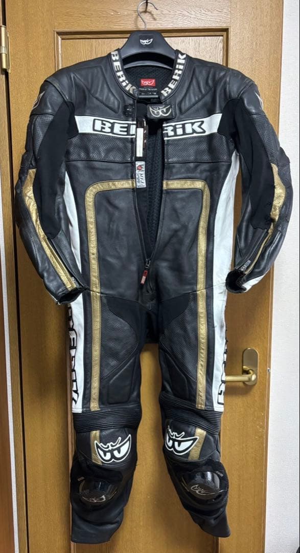 [ベリック] LS1-9126-BK MFJ公認 レーシングスーツ　おまけ付き
