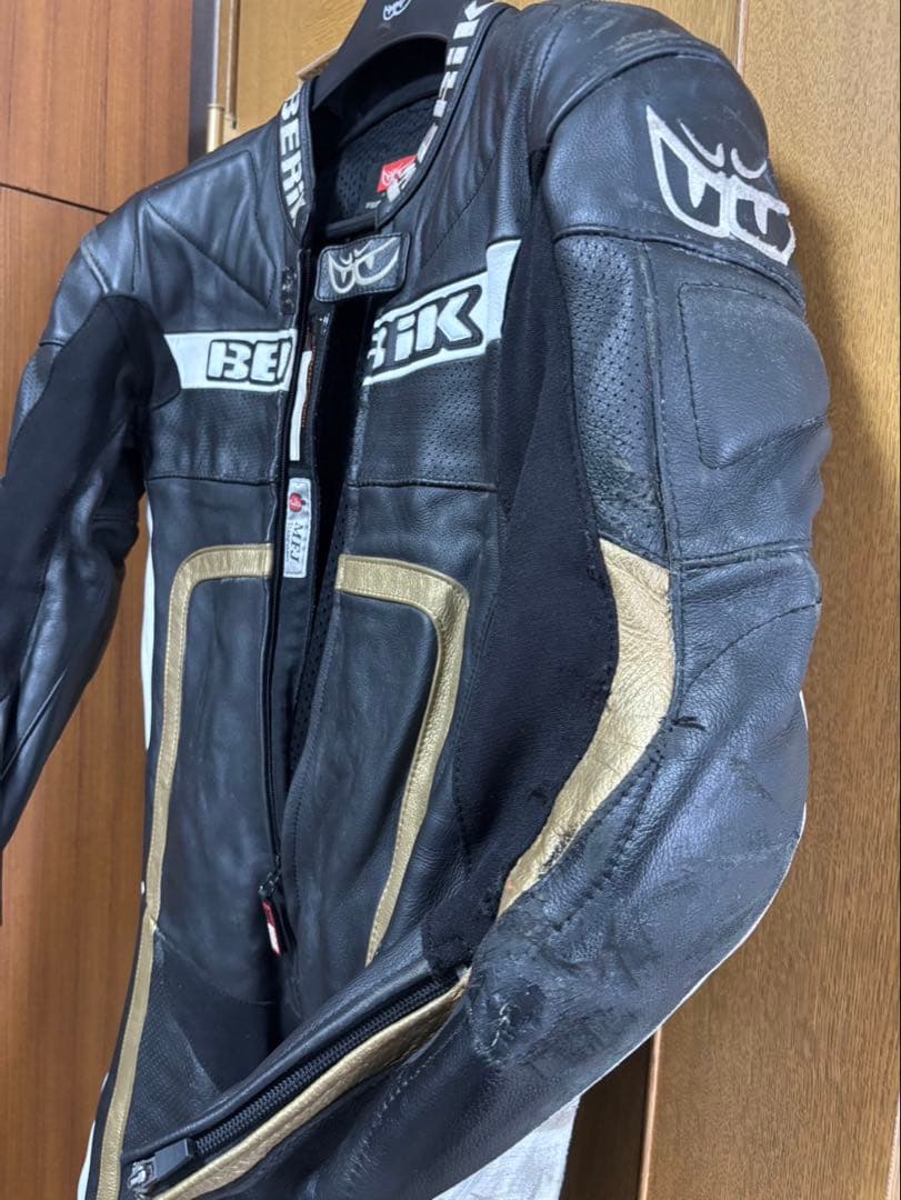 [ベリック] LS1-9126-BK MFJ公認 レーシングスーツ　おまけ付き