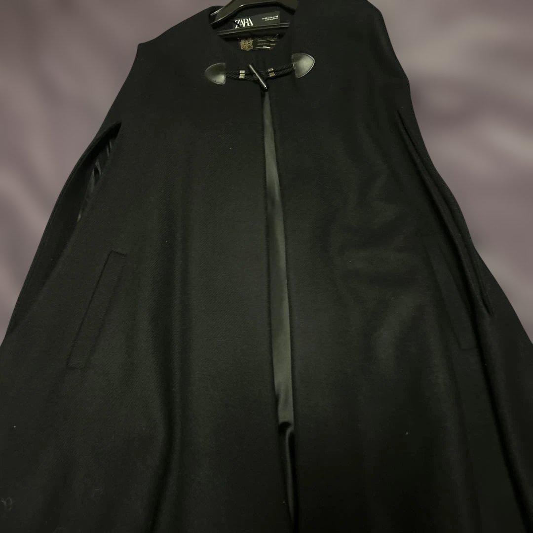 ZARA ブラック ケープコート