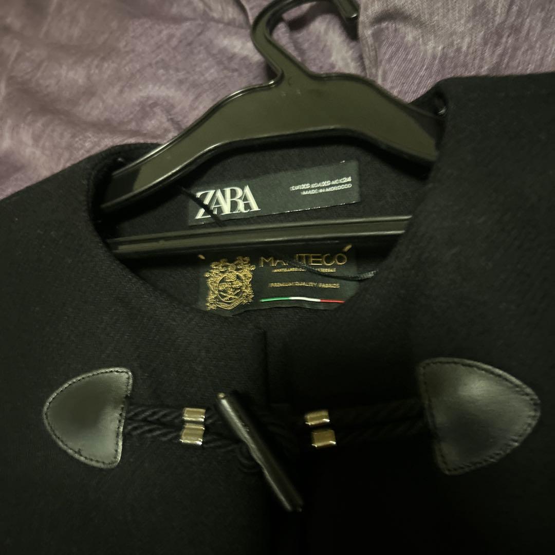 ZARA ブラック ケープコート