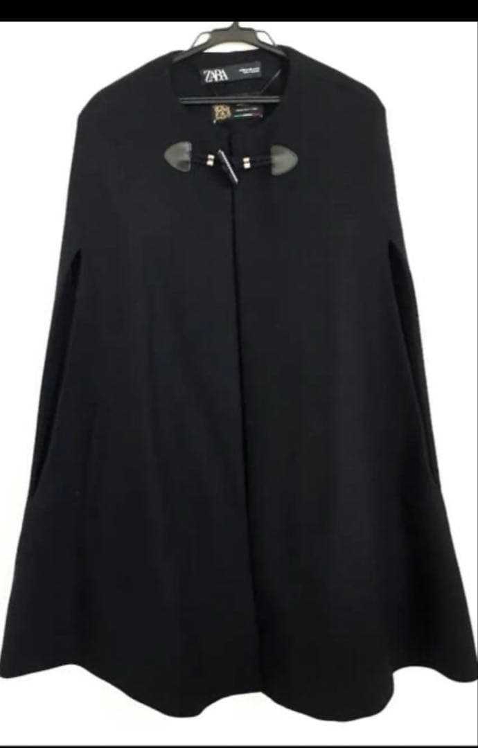ZARA ブラック ケープコート