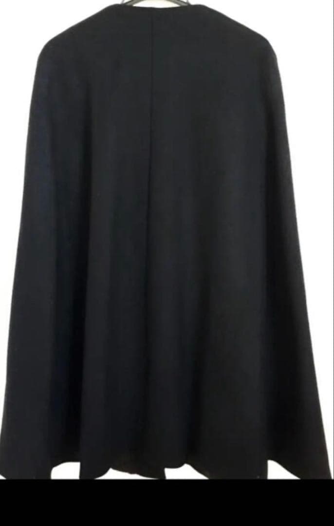ZARA ブラック ケープコート
