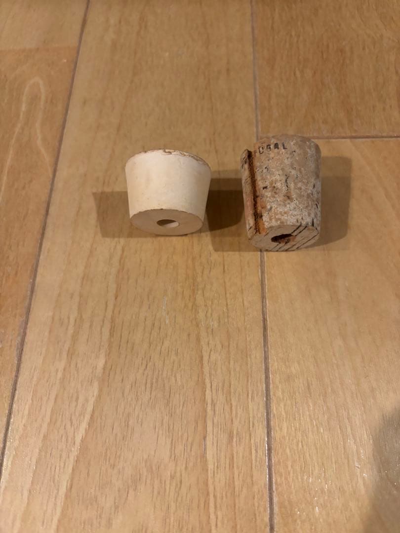 ガラスカーボイ 5ガロン 掃除用ブラシ、栓付属