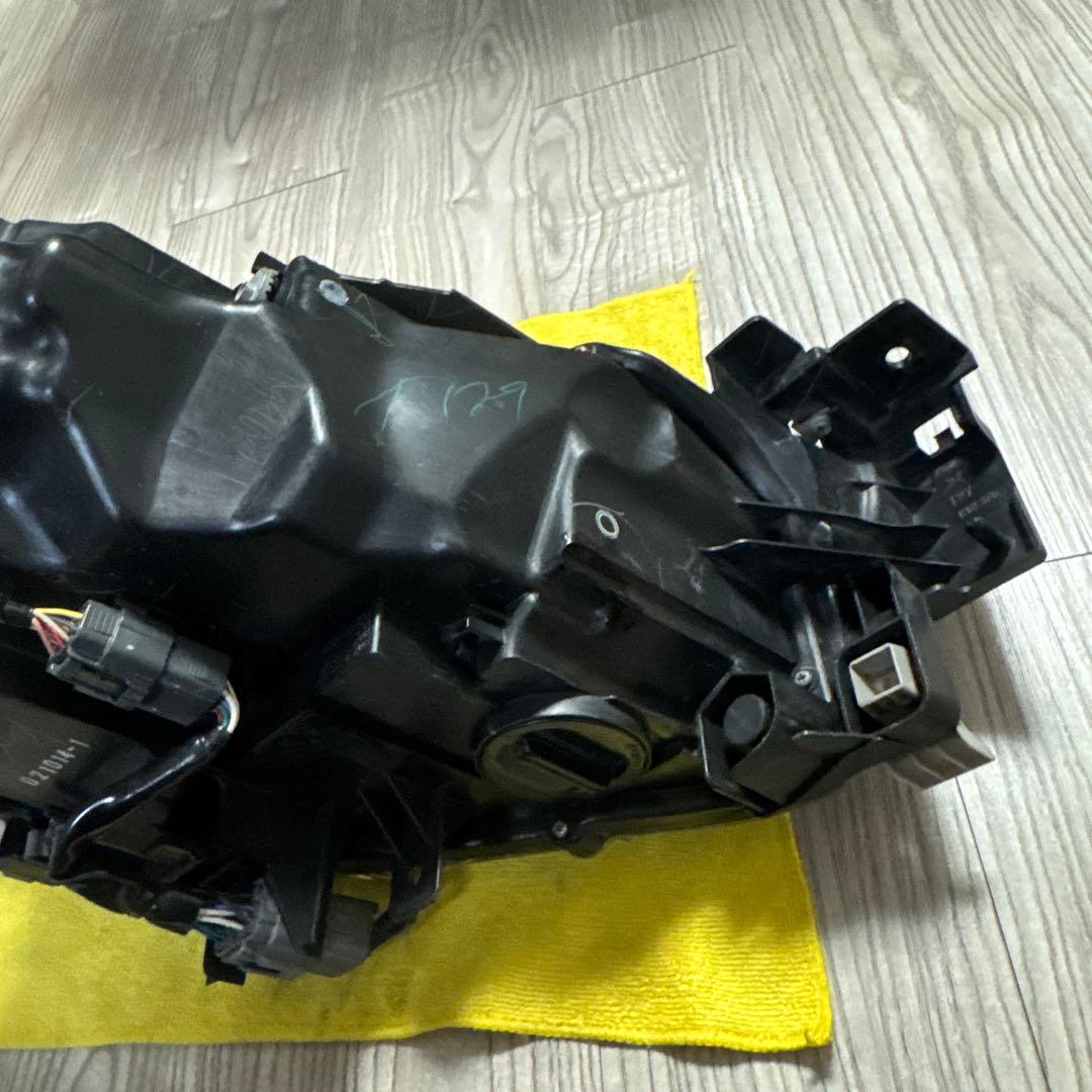 デミオ DJ5FS 左ヘッドライト LED