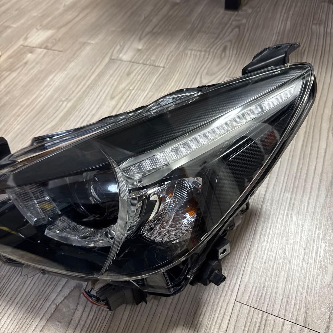 デミオ DJ5FS 左ヘッドライト LED