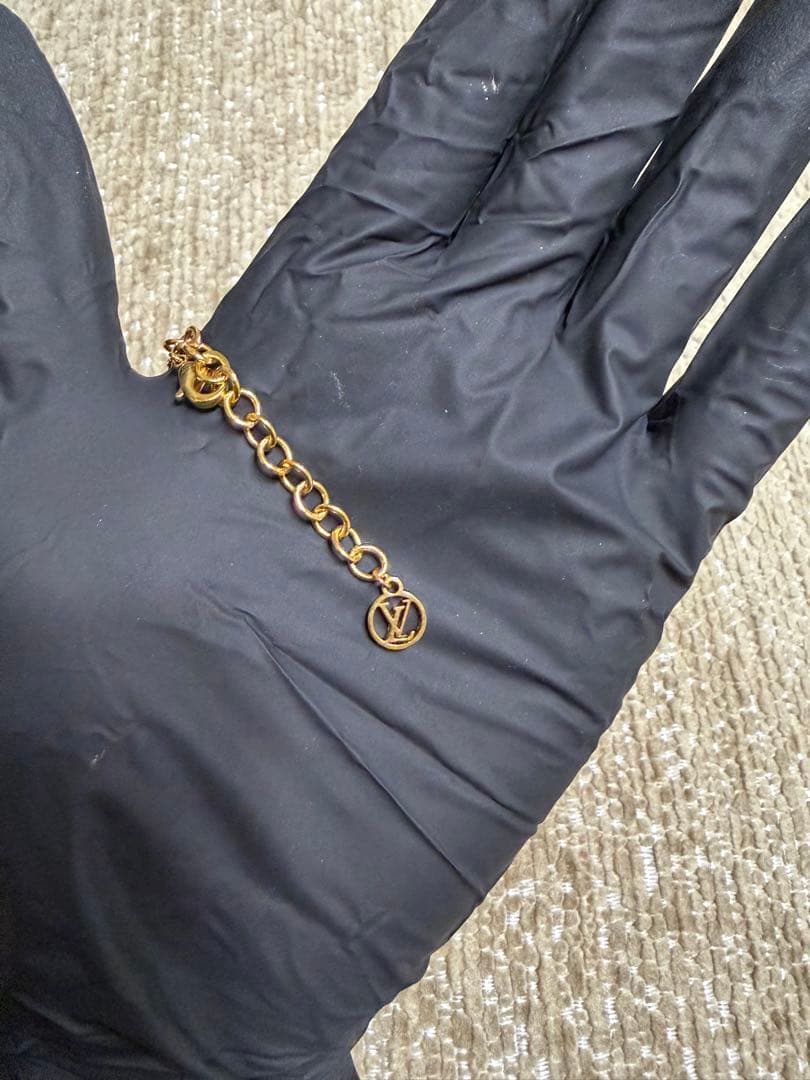 LOUIS VUITTON Petit Louis ネックレス