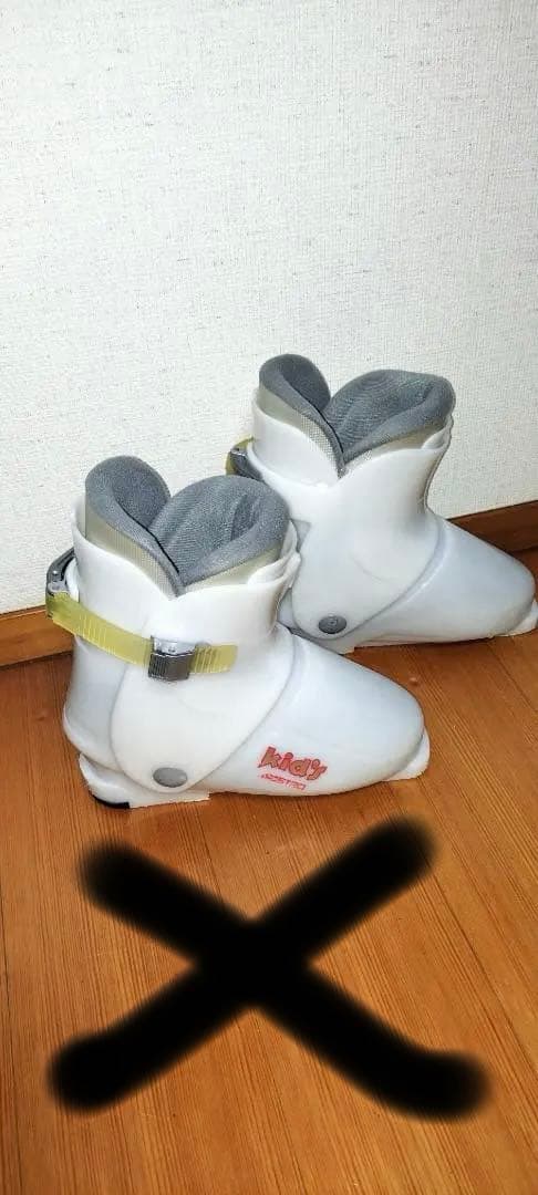 ①子供スキー2点セット 板とストック 身長145～160cm