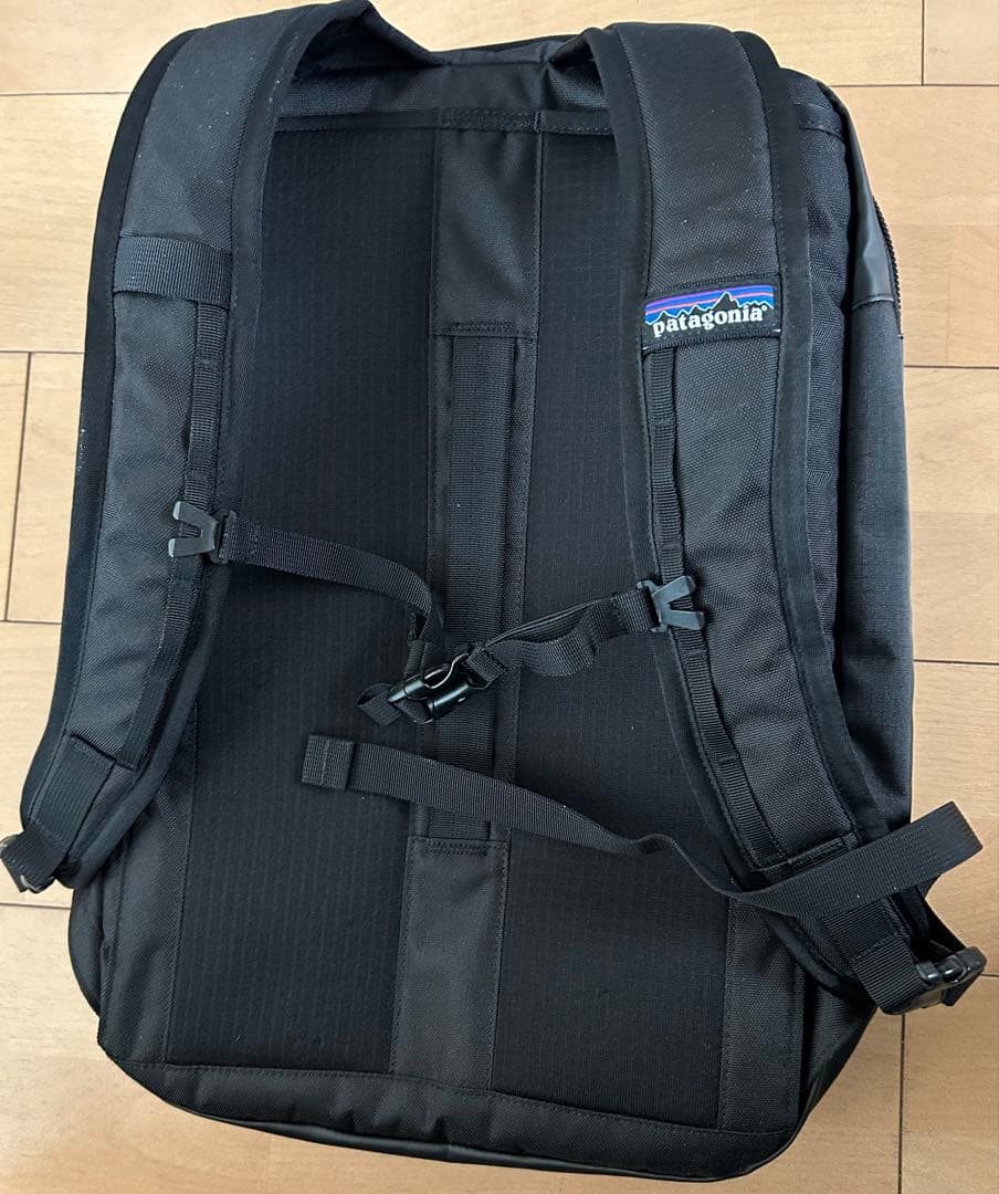 patagonia blackhole 22L 旅行、タウンユース 値下げ交渉⭕️