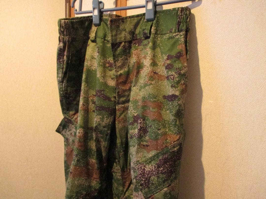 未使用　中国軍　21式　星空迷彩　上下セット　サイズM　軍服　迷彩服