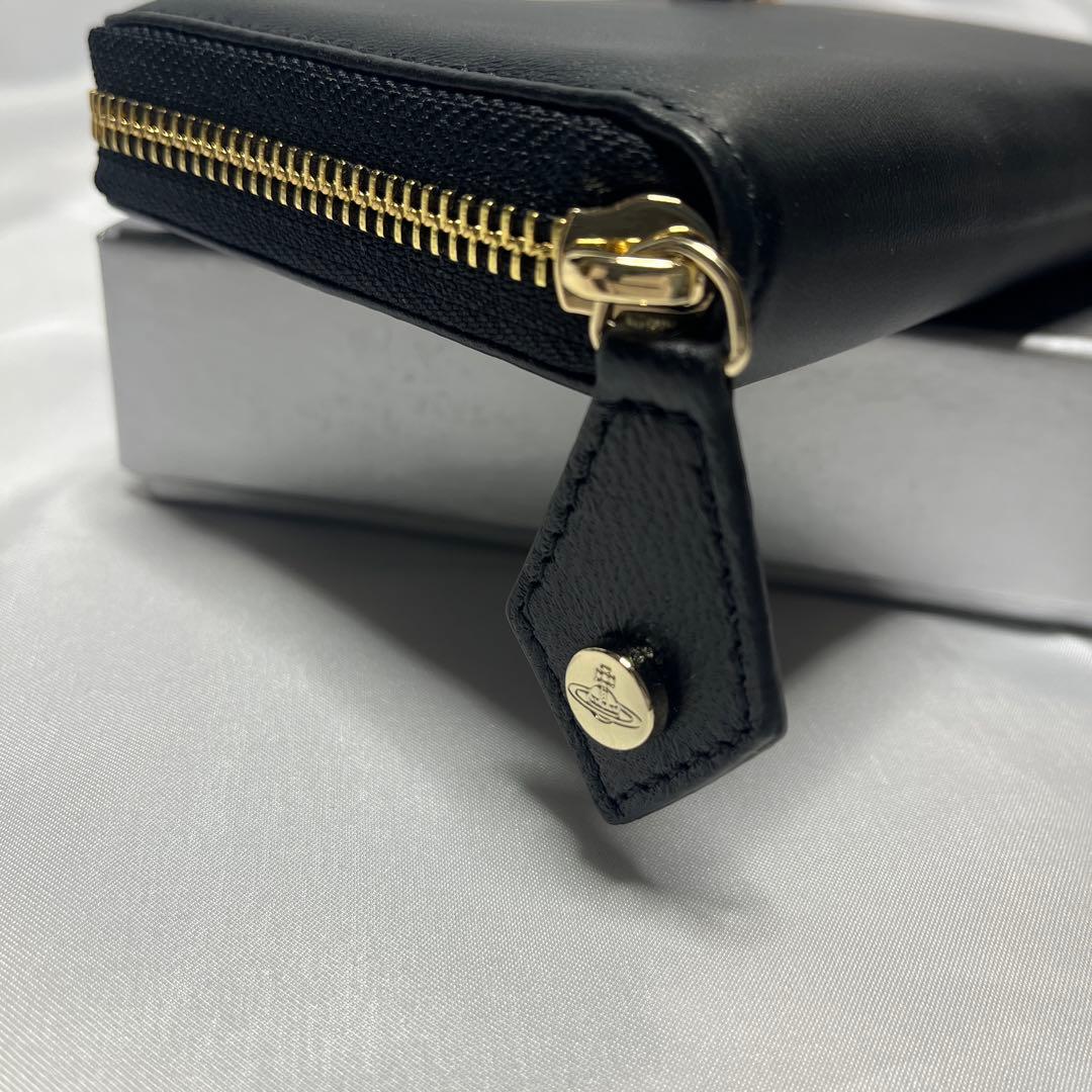 新品 Vivienne Westwood ブラック 専用ソフトケース付 長財布