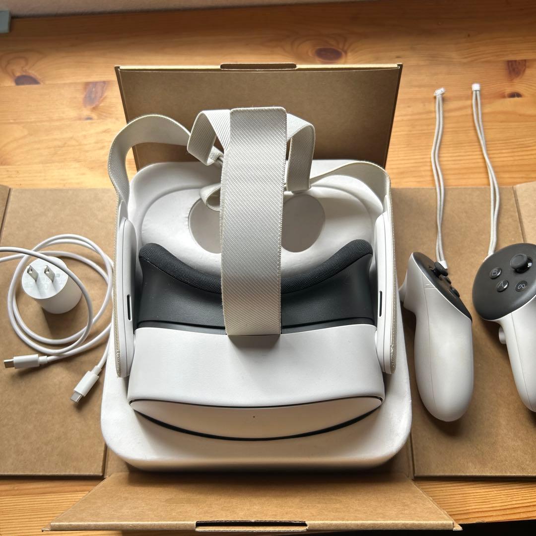 VRヘッドセット ホワイト コントローラー付き