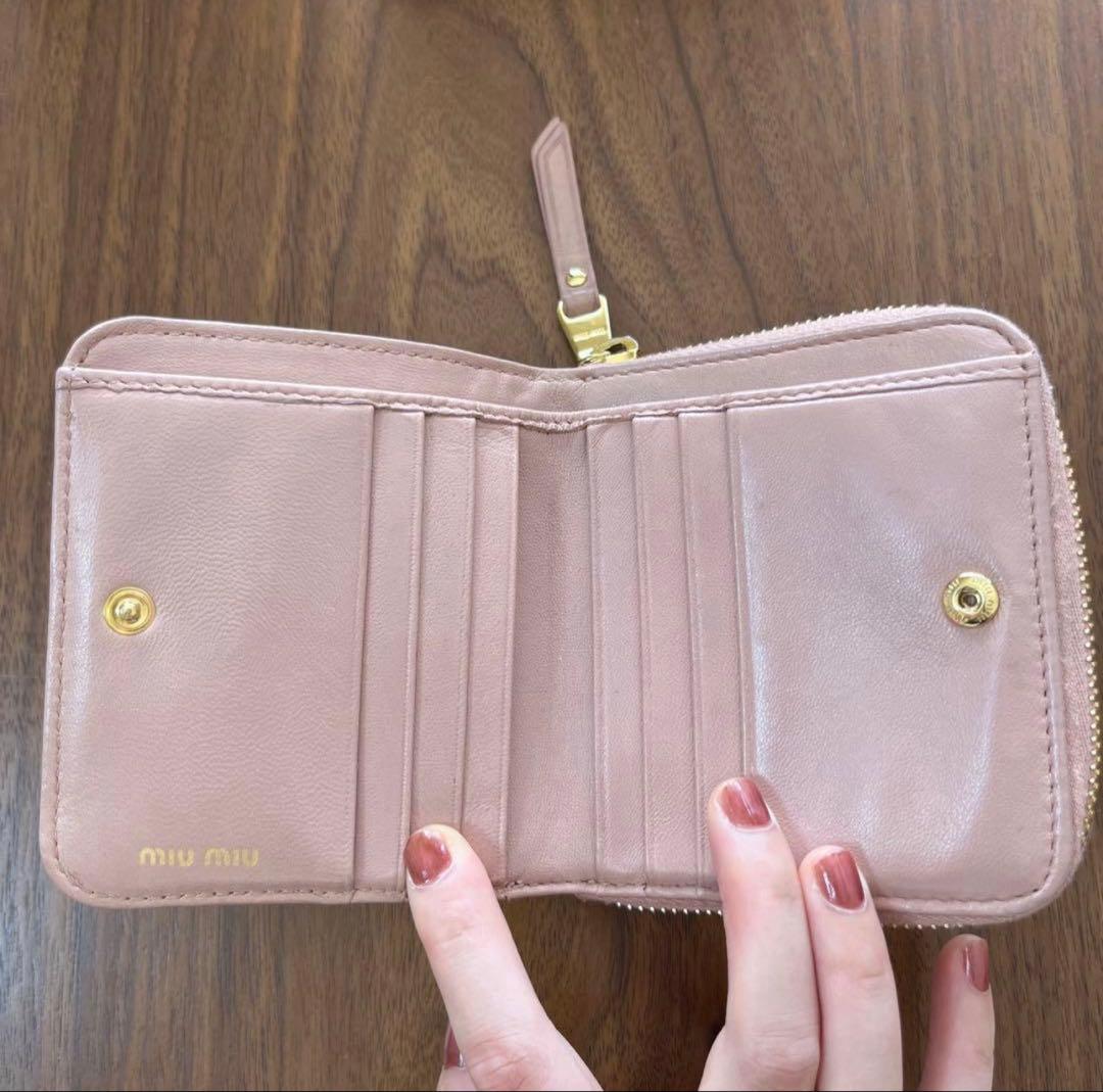 MIU MIU ミュウミュウ マテラッセ 財布 二つ折り財布 ピンク