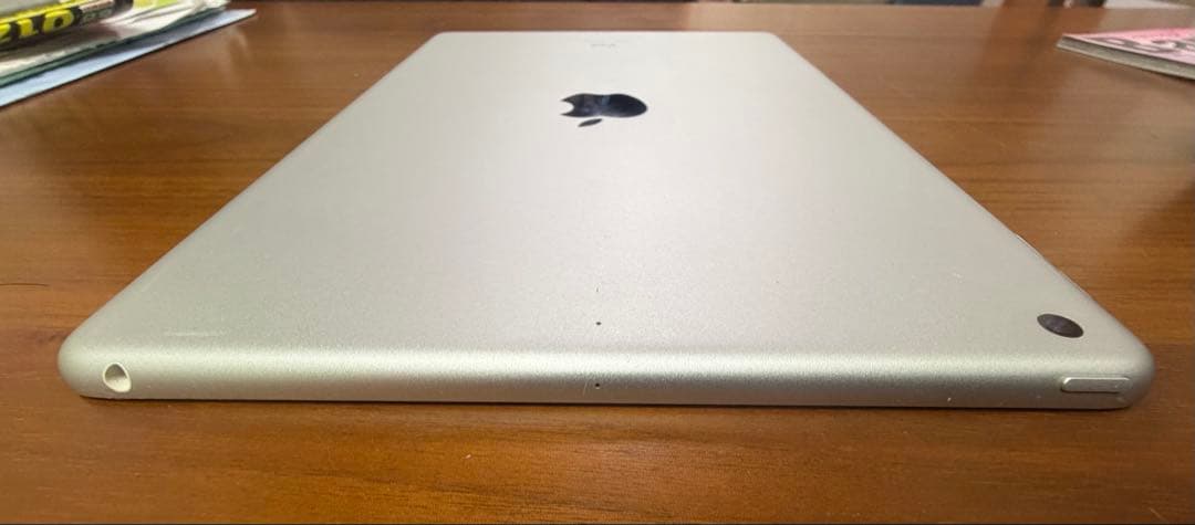 Apple iPad 第9世代 64GB シルバー Wi-Fiモデル 本体のみ