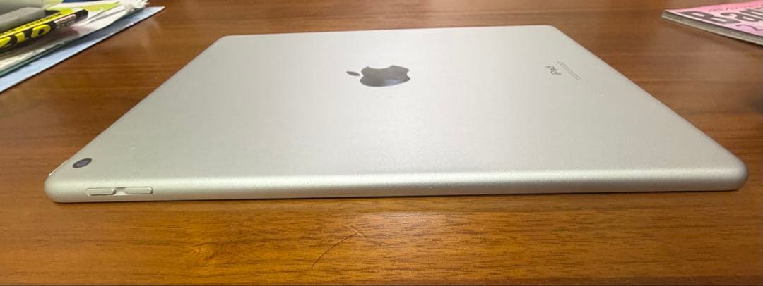 Apple iPad 第9世代 64GB シルバー Wi-Fiモデル 本体のみ