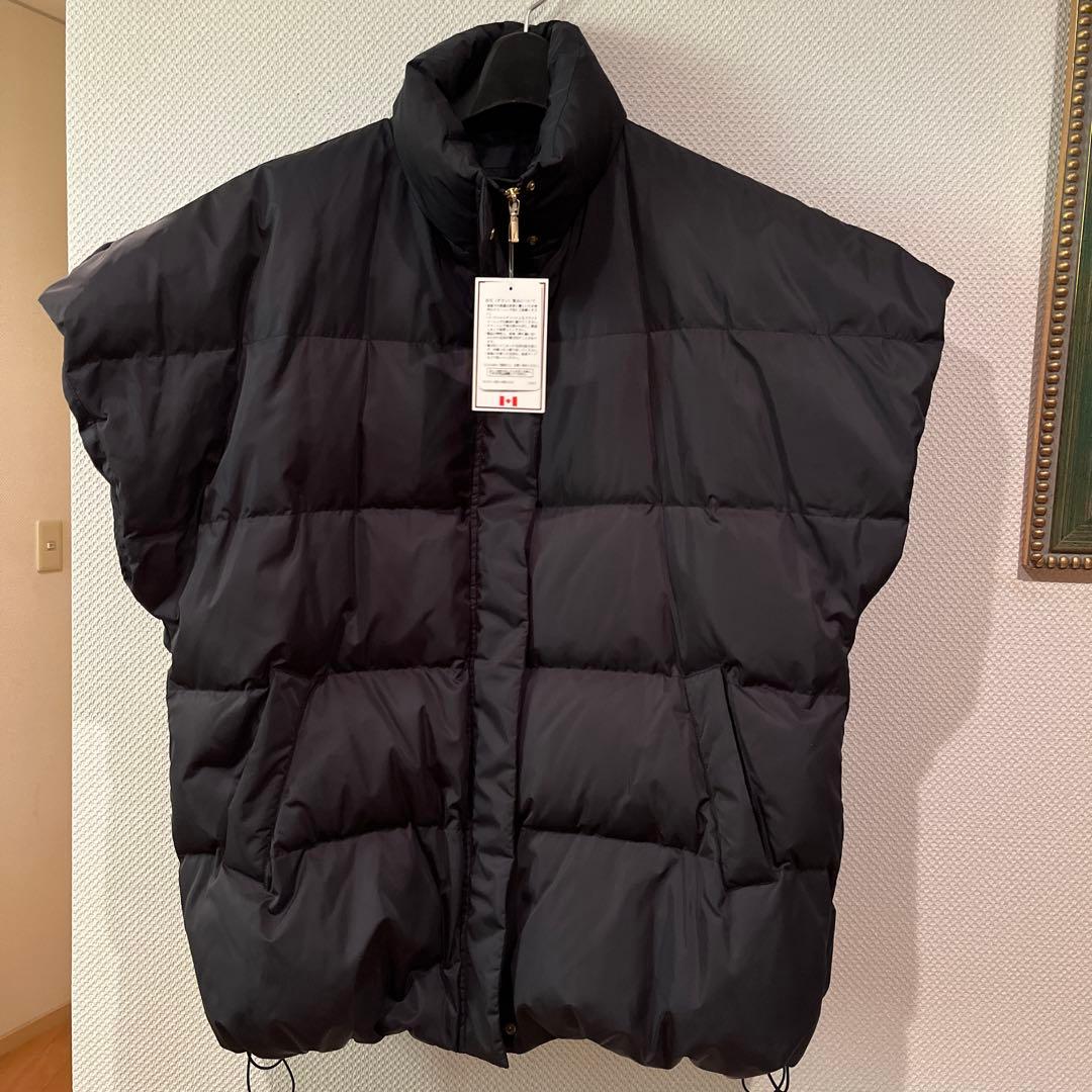 スピックアンドスパン　ダウンベスト　新品未使用