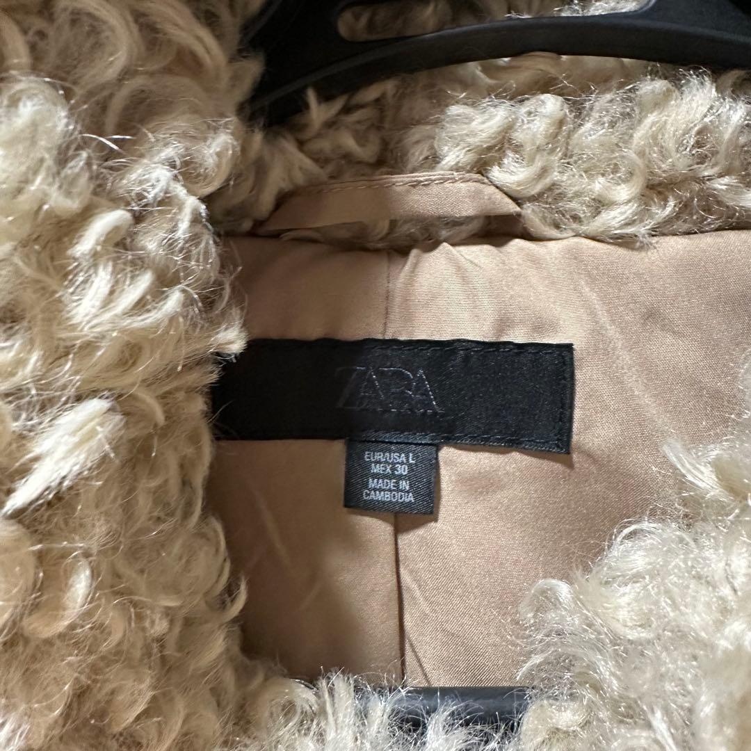 ZARA トグルボタン フェイクファー ジャケット　L