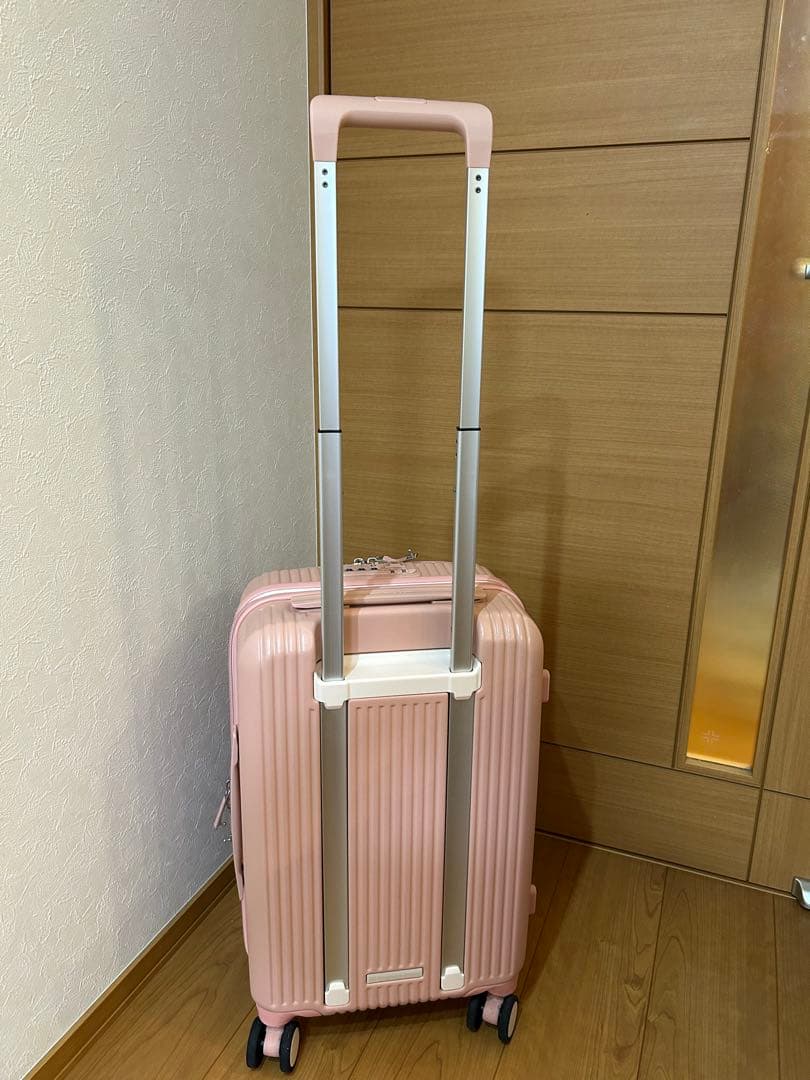 イノベーター　キャリーケース　INV50 38L メロウピンク