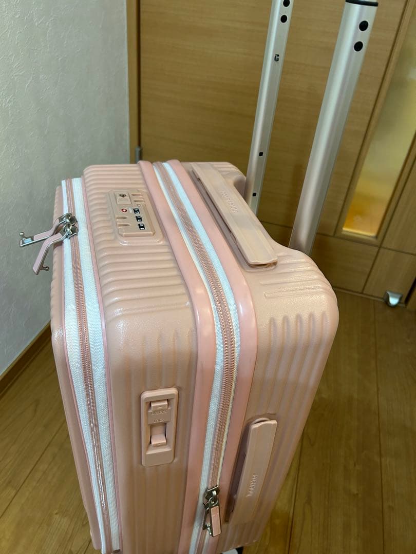 イノベーター　キャリーケース　INV50 38L メロウピンク