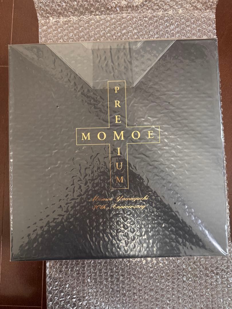【超希少】山口百恵デビュー30周年　MOMOE PREMIUM 完全生産限定版