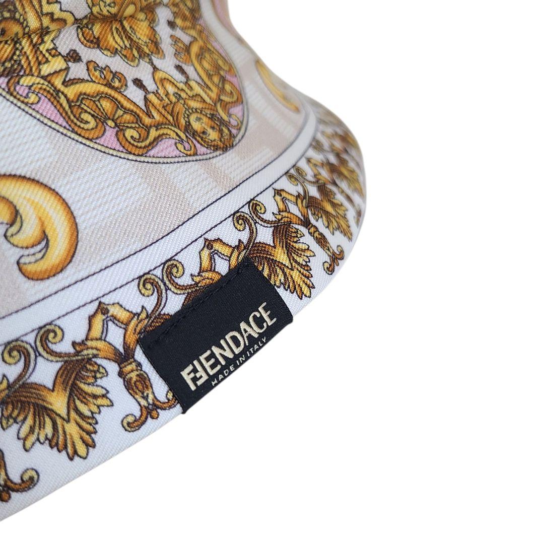 ✨新品未使用✨ FENDACE　バケットハット　FENDl by VERSACE