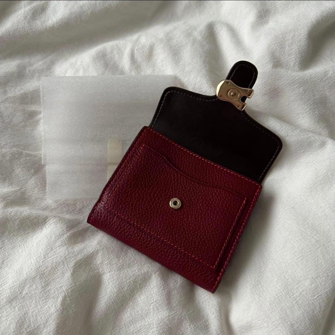 美品 COACH タビー スモール ウォレット レッド 折り財布 シグネチャー
