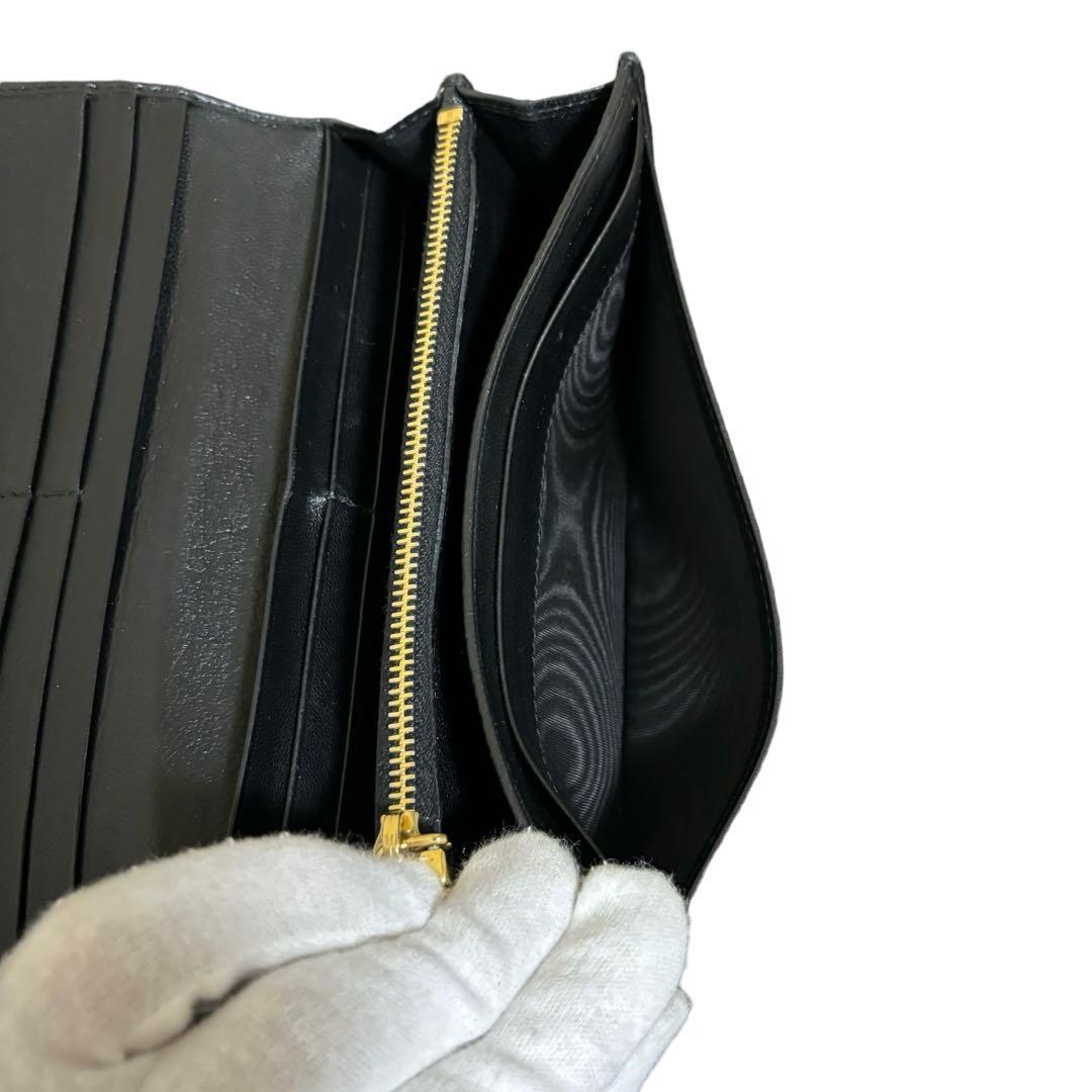 美品　希少　人気　プラダ　長財布　レザー　ブラック　アップリケ　顔　Wホック