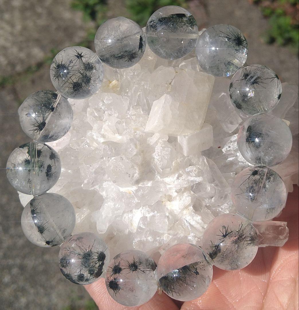 ホーランダイトインクォーツ